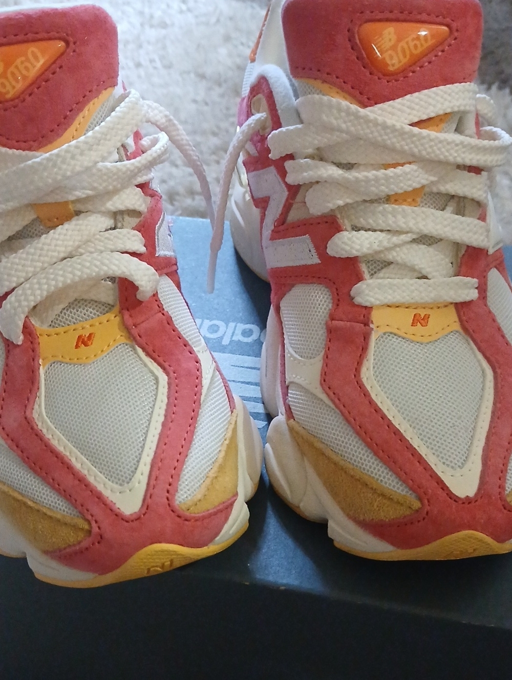 NEW BALANCE 9060 - Picture 3 of 13